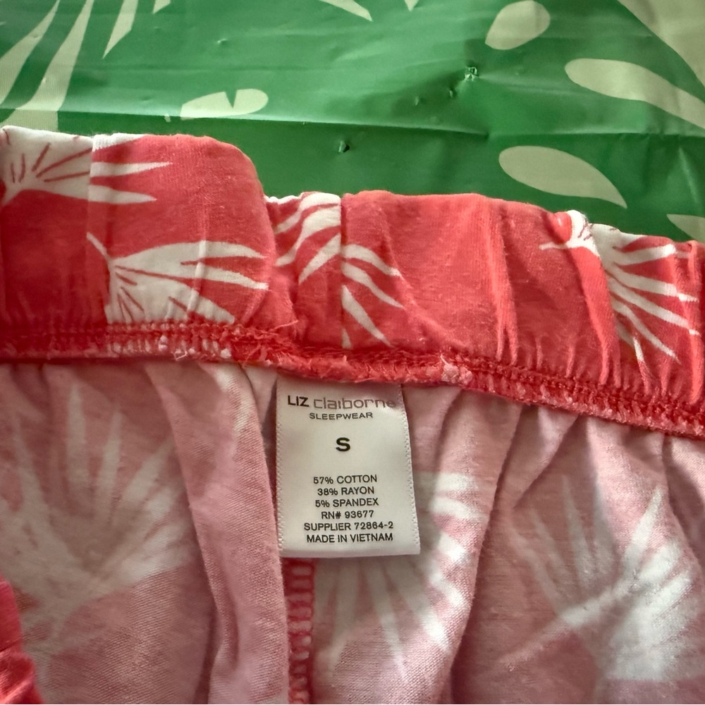 Liz Claiborne 2 Sets of Tops Capris Floral Coral Blue Pajamas size Small S - Picture 5 of 16